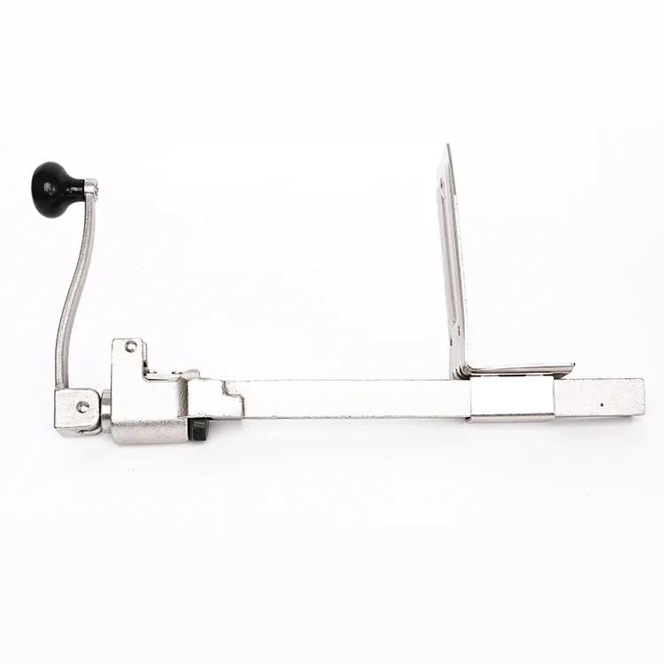 Cross-border spot cast steel commercial and household desktop 42CM small rotary bottle opener can opener
Cross-border spot cast steel commercial and household desktop 42CM small rotary bottle opener can opener