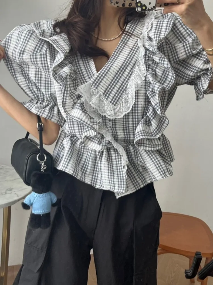 Retro Anti-Aging Patchwork Lace Trim Plaid Bubble Sve irt Summer New Waist-Cinching Versatile Women's Faion Top
Retro Anti-Aging Patchwork Lace Trim Plaid Bubble Sve irt Summer New Waist-Cinching Versatile Women's Faion Top