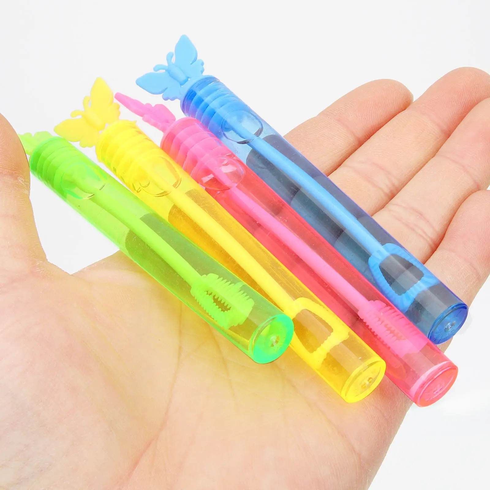 48Pcs Bubble Wand Creative Cute Lid Design Easy Use Portable Bubble Maker for Birthday Party Summer Outdoor Kids Playing Fun
48Pcs Bubble Wand Creative Cute Lid Design Easy Use Portable Bubble Maker for Birthday Party Summer Outdoor Kids Playing Fun