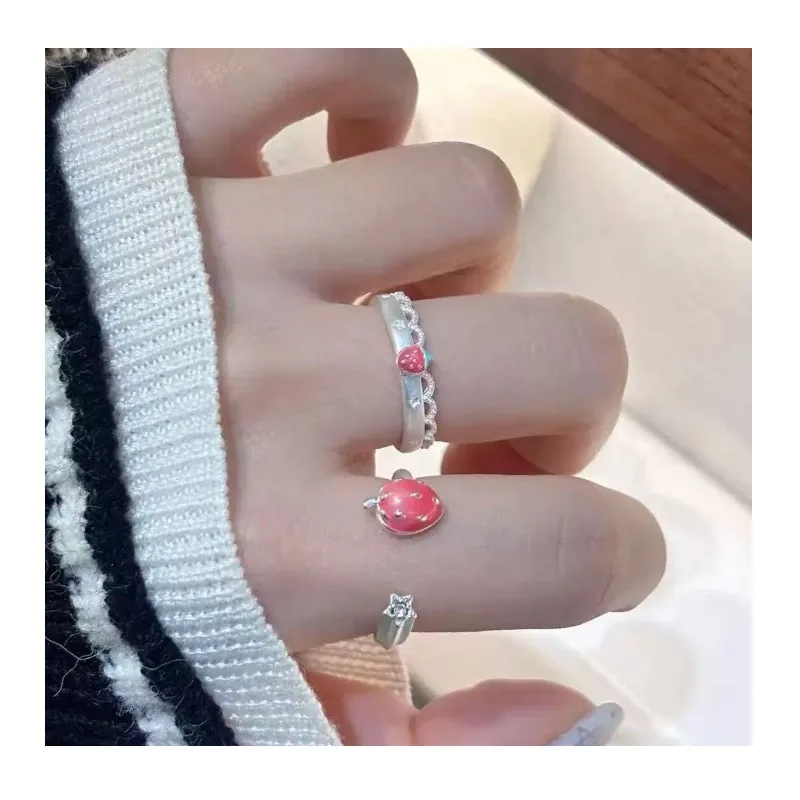 Sweet Girl Strawberry Star Lace Strawberry Star Vintage Simple Niche Girl Premium Sense Daily Opening Ring
Sweet Girl Strawberry Star Lace Strawberry Star Vintage Simple Niche Girl Premium Sense Daily Opening Ring