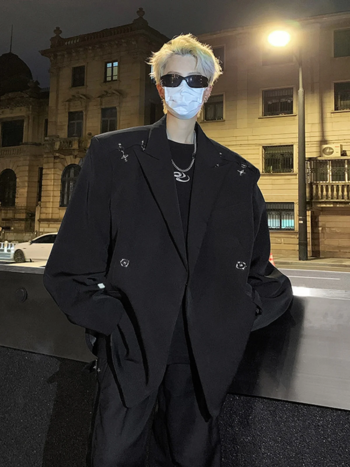 k Autumn Men's Suit Jaet Metal Bule Design Casual Faion Long Sve Loose Fit Street Sle Pure Color Suit Coat
k Autumn Men's Suit Jaet Metal Bule Design Casual Faion Long Sve Loose Fit Street Sle Pure Color Suit Coat