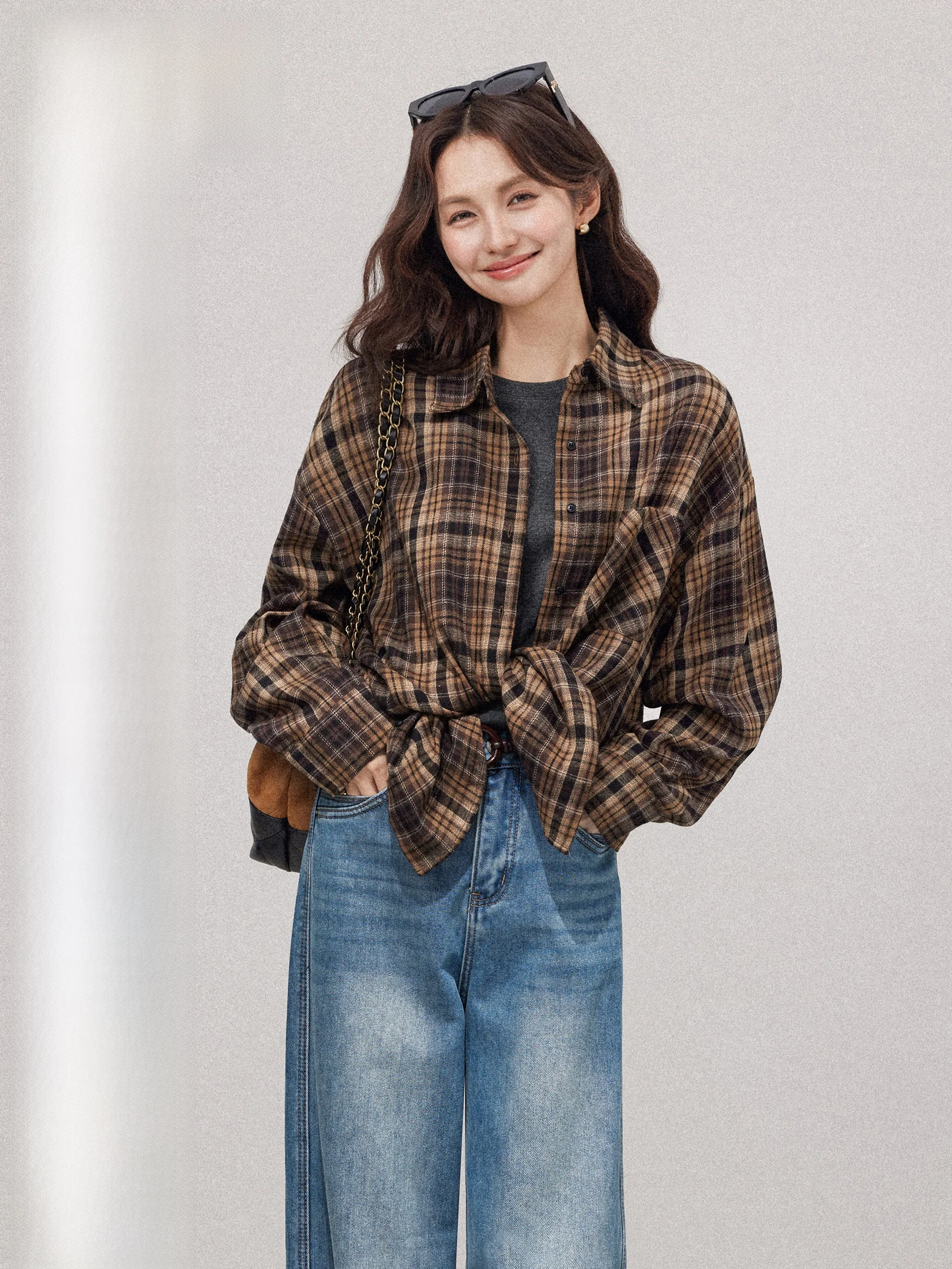 Retro Han Sle Women's Plaid irt Loose Fit Versatile Korean Design Autumn 2025 Casual Wind Regular Sve Long Collar
Retro Han Sle Women's Plaid irt Loose Fit Versatile Korean Design Autumn 2025 Casual Wind Regular Sve Long Collar