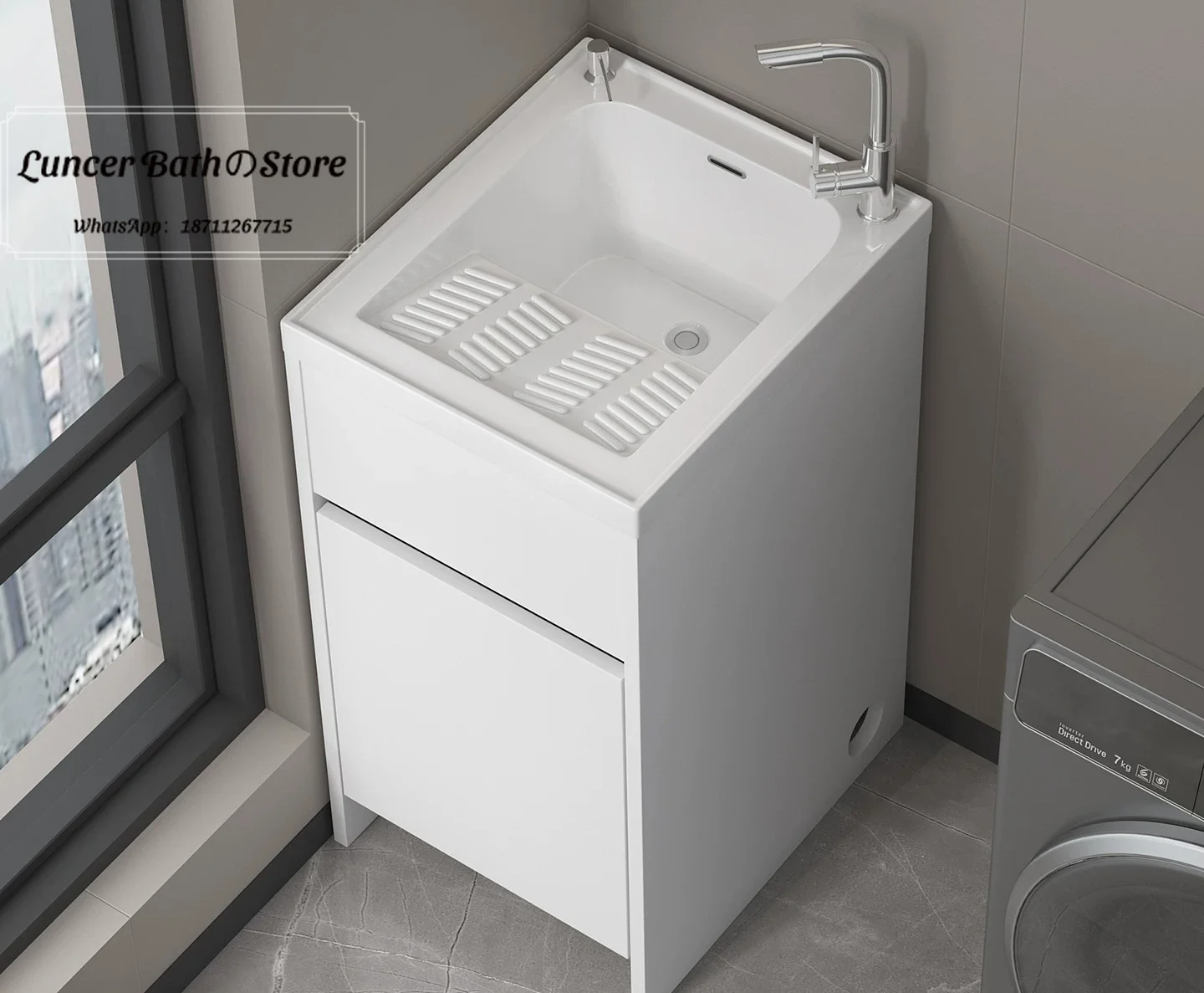 Cellular aluminum laundry cabinet, integrated laundry counter, floor-standing sink on the balcony
Cellular aluminum laundry cabinet, integrated laundry counter, floor-standing sink on the balcony