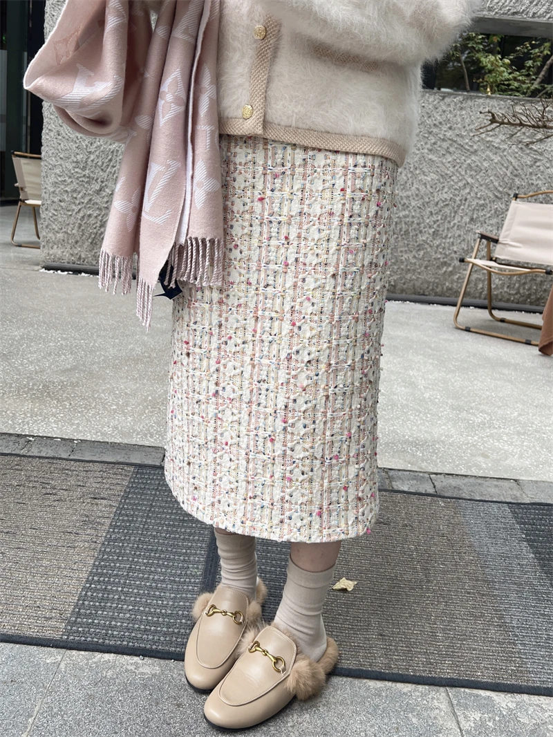 Юбка-макси Outsider Eight Treasure Crisp Gentle Fragrance с высокой талией, А-силуэт, для повседневной носки, стильный дизайн
Юбка-макси Outsider Eight Treasure Crisp Gentle Fragrance с высокой талией, А-силуэт, для повседневной носки, стильный дизайн