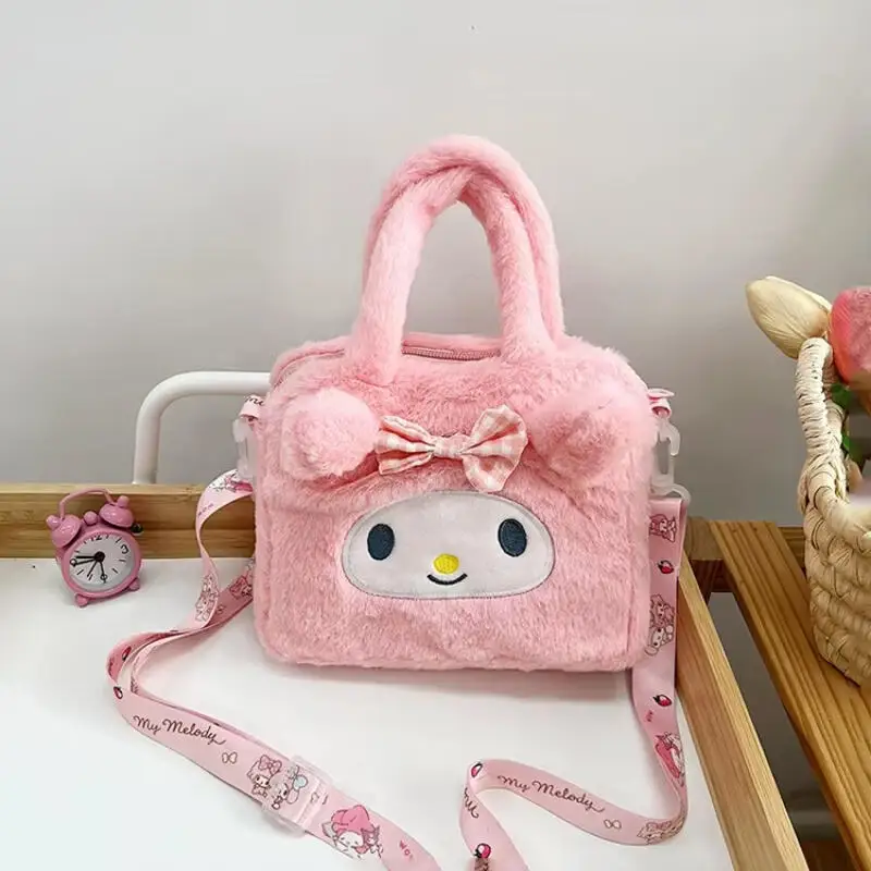 Аниме Куроми плюшевая сумка Kawaii Cinnamoroll Melody мультфильм аниме сумка через плечо косметика дорожная сумка для хранения женский подарок для девочек 
Аниме Куроми плюшевая сумка Kawaii Cinnamoroll Melody мультфильм аниме сумка через плечо косметика дорожная сумка для хранения женский подарок для девочек