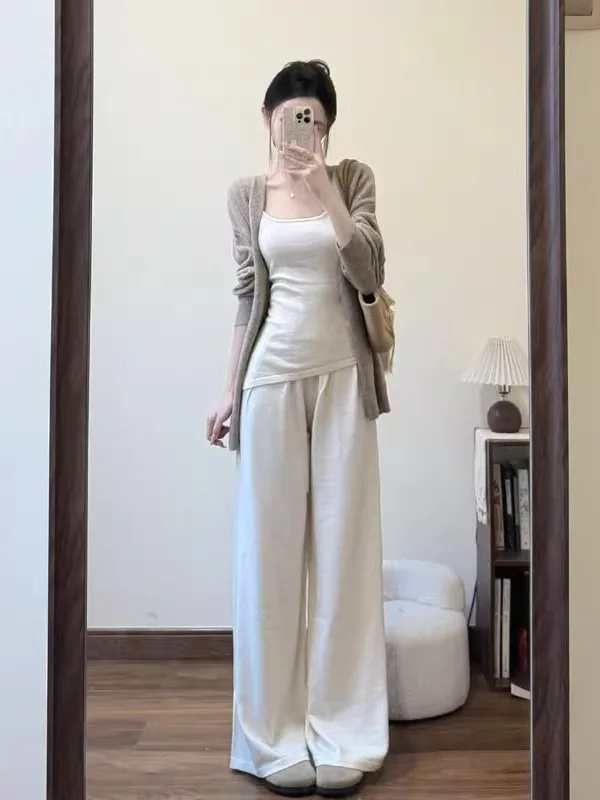 Elegant Three-Piece Set Ootd Outfit Unique Beautiful Open Cardigan Strap Long Pants Summer Fashion Women's Ensemble Casual Wear
Elegant Three-Piece Set Ootd Outfit Unique Beautiful Open Cardigan Strap Long Pants Summer Fashion Women's Ensemble Casual Wear
