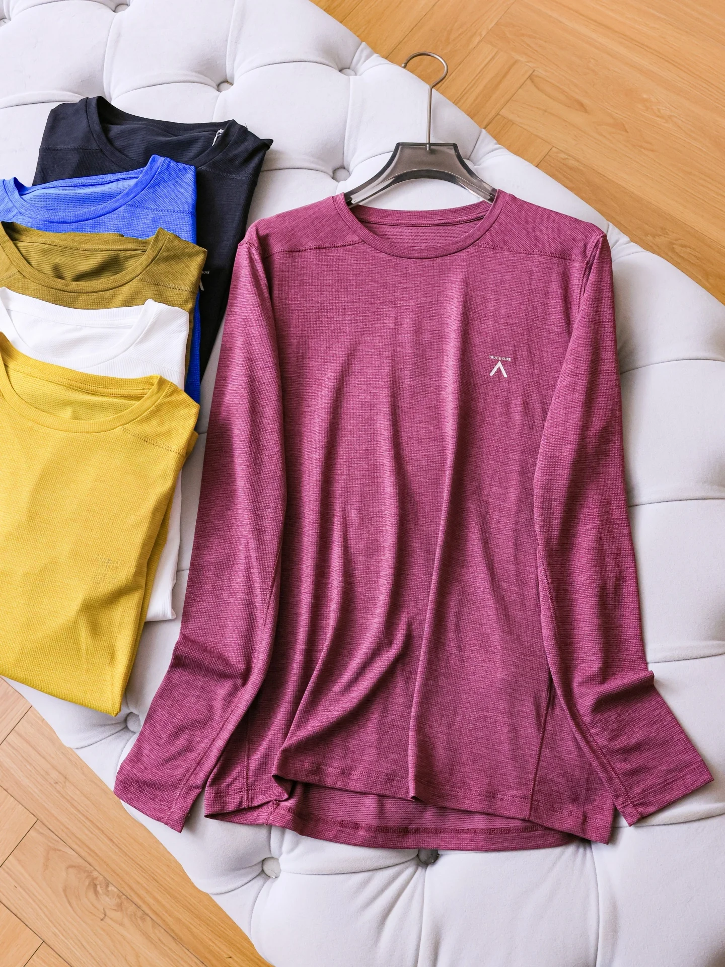 Ice Sensation Quick Dry Breathable Long Sleeve T-Shirt Women's Outdoor Sports UV Protection Moisture Wicking round Neck Top
Ice Sensation Quick Dry Breathable Long Sleeve T-Shirt Women's Outdoor Sports UV Protection Moisture Wicking round Neck Top