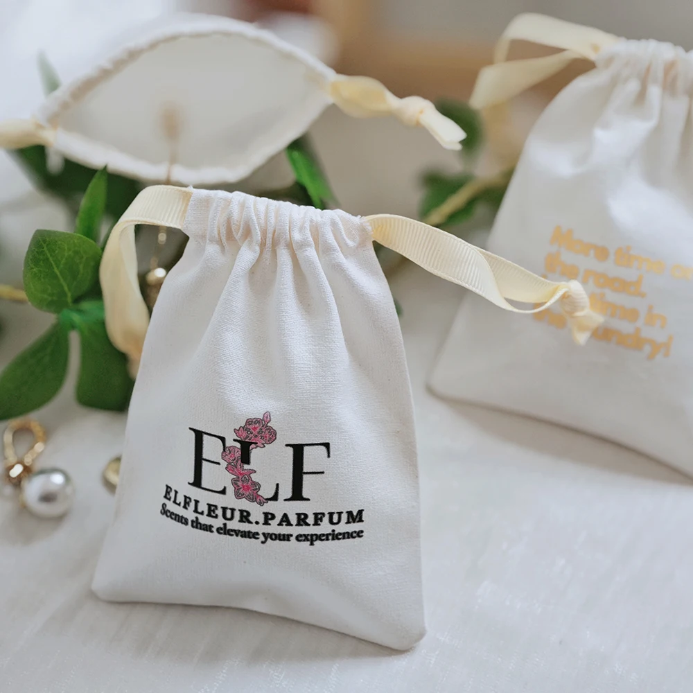 100Pcs Bulk Jewellery Pouches Custom Logo Personalized White Cotton Canvas Bags With Ribbon Chic Wedding Favor drawstring Sack
100Pcs Bulk Jewellery Pouches Custom Logo Personalized White Cotton Canvas Bags With Ribbon Chic Wedding Favor drawstring Sack