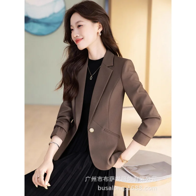 2025Новый стильный модный костюм, повседневный женский профессиональный пиджак с длинными рукавами, официальная женская одинарная куртка, рабочая одежда8531
2025Новый стильный модный костюм, повседневный женский профессиональный пиджак с длинными рукавами, официальная женская одинарная куртка, рабочая одежда8531