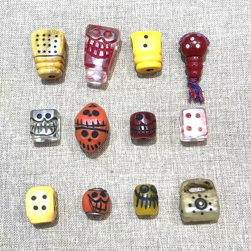 Tibetan Buddhism, Material Handicraft, Inlay, Mantra Point, Tee, Bead Partition
Tibetan Buddhism, Material Handicraft, Inlay, Mantra Point, Tee, Bead Partition