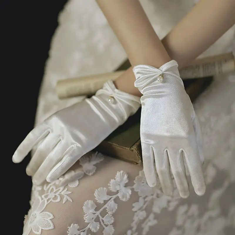 Customized Women's Summer Thin Short Satin Elastic Etiquette Dress Gloves Elegant Pearl Lace Bow UV Sunscreen Cycling Driving Mi
Customized Women's Summer Thin Short Satin Elastic Etiquette Dress Gloves Elegant Pearl Lace Bow UV Sunscreen Cycling Driving Mi