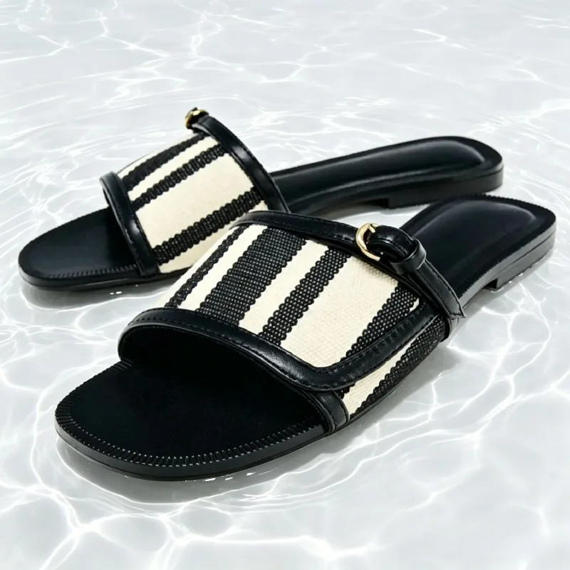 Novelty Printed Strap Metallic Buckle Detail Flat Sandals for Women Fashion Round Toe Designer Shoes Sexy Open-toe Beach Sandals
Novelty Printed Strap Metallic Buckle Detail Flat Sandals for Women Fashion Round Toe Designer Shoes Sexy Open-toe Beach Sandals