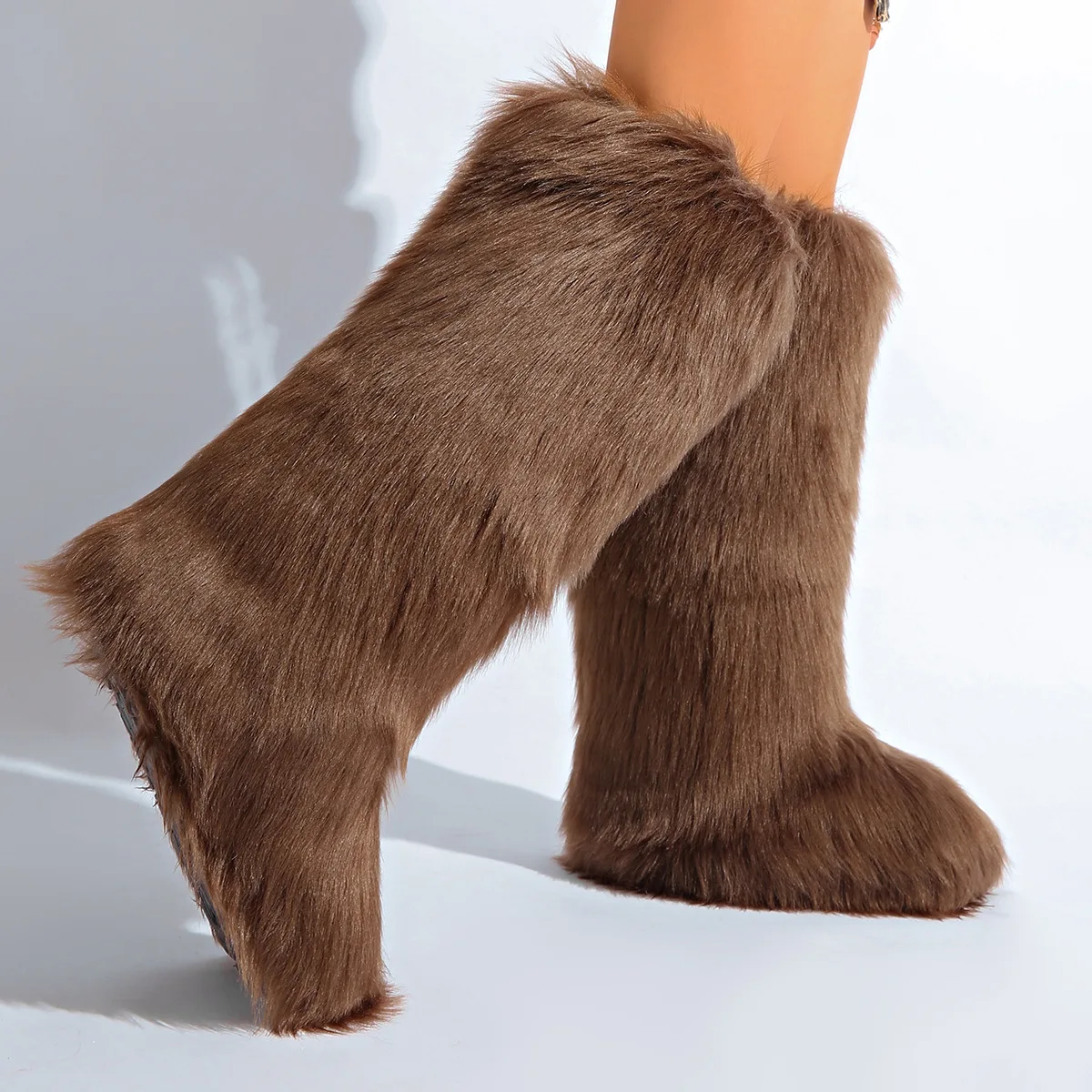 Fur Boots 2025 Woman Fluffy Faux Fox Furry Knee High Boots Big Size 46 Flats Fashion Brown White Pink Fur Winter Y2K Shoes
Fur Boots 2025 Woman Fluffy Faux Fox Furry Knee High Boots Big Size 46 Flats Fashion Brown White Pink Fur Winter Y2K Shoes