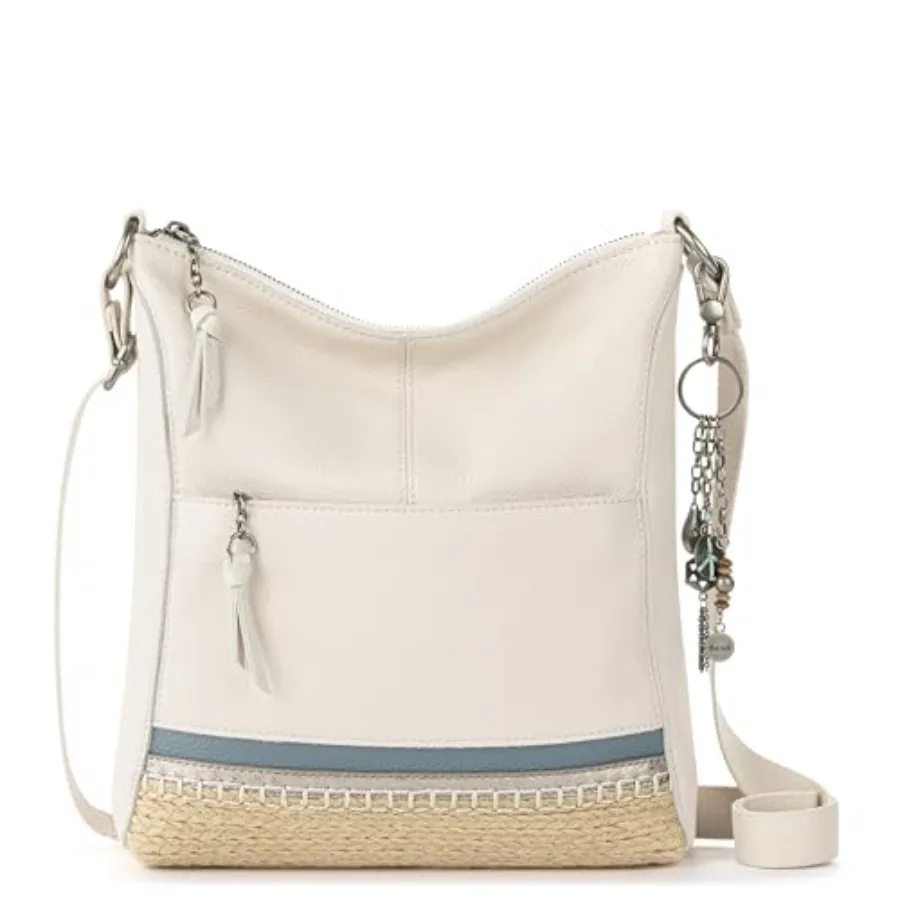 Everyday travel crossbody purse in premium leather, black color, featuring secure zipper closure and lightweight comfort
Everyday travel crossbody purse in premium leather, black color, featuring secure zipper closure and lightweight comfort