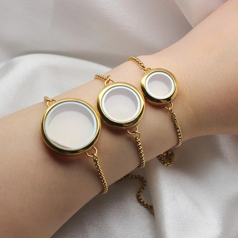 2025 Gold thread twist open pull-out adjustable bracelet DIY cinnabar thangka round glass photo box gift
2025 Gold thread twist open pull-out adjustable bracelet DIY cinnabar thangka round glass photo box gift