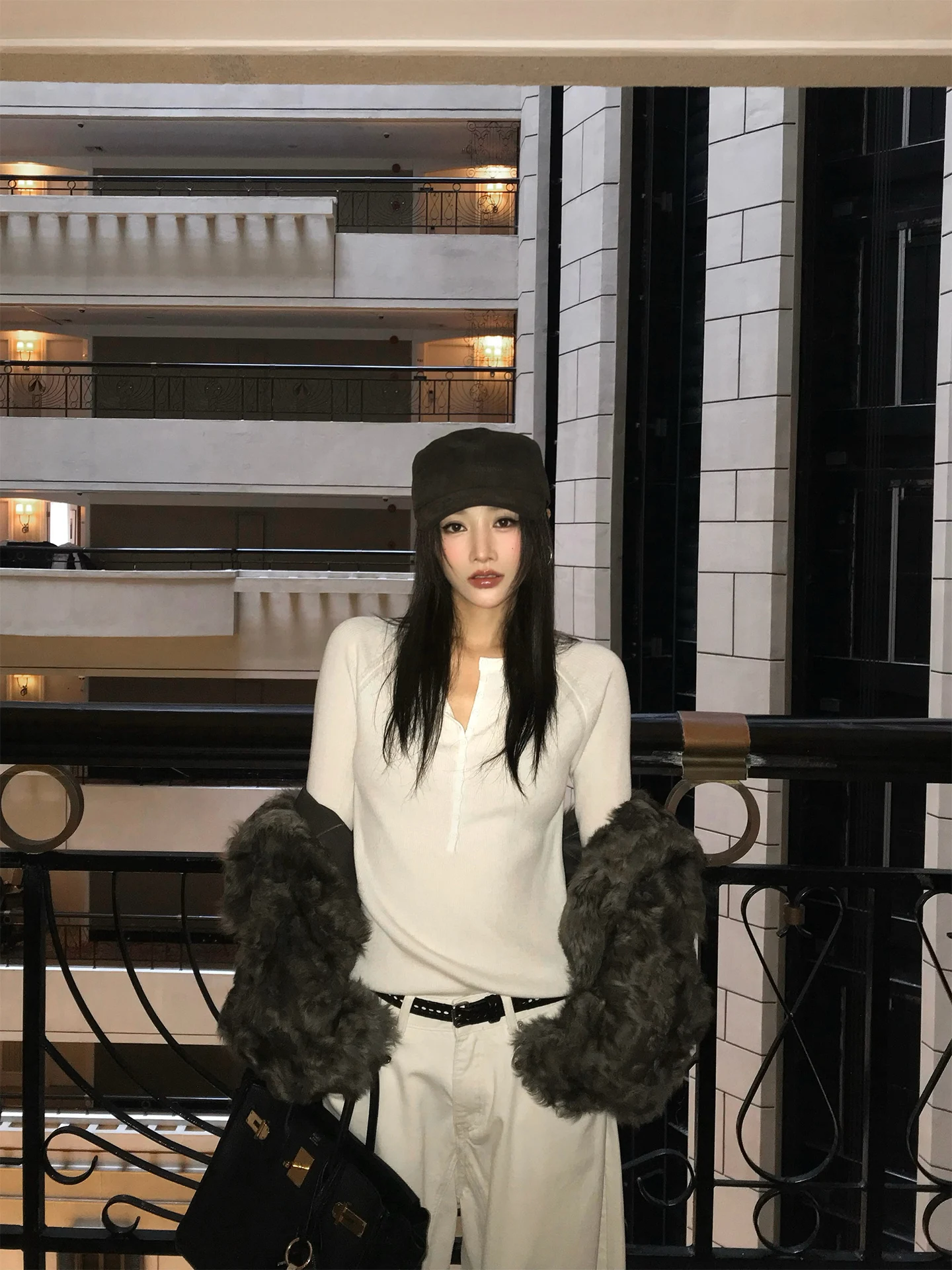 Женская вязаная шерстяная кофта с длинным рукавом, воротником Хенли и пуговицами, модная осенне-зимняя новинка
Женская вязаная шерстяная кофта с длинным рукавом, воротником Хенли и пуговицами, модная осенне-зимняя новинка