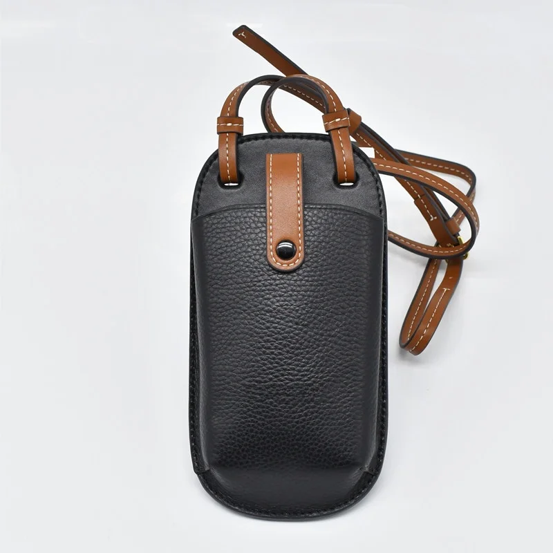New Vertical Leather Mobile Phone Bag for Young Women Simple Stiching Line Diagonal Bag Top Layer Cowhide Color Colion
New Vertical Leather Mobile Phone Bag for Young Women Simple Stiching Line Diagonal Bag Top Layer Cowhide Color Colion