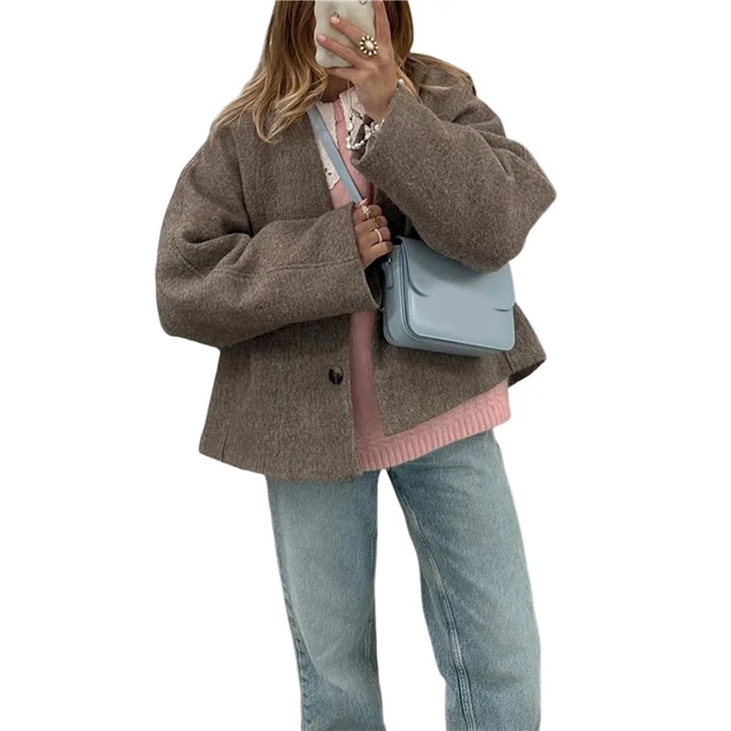 Women's Casual Retro Loose V-Neck Long-Sleeved Woolen Coat Autumn And Winter Frosted Velvet Lapel Coat
Women's Casual Retro Loose V-Neck Long-Sleeved Woolen Coat Autumn And Winter Frosted Velvet Lapel Coat