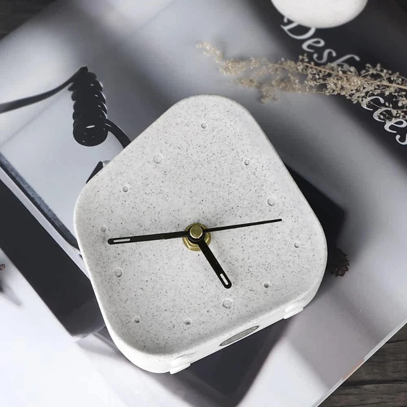 Nordic Resin Table Clock Creative Silent Desk Clock for Bedroom Study Living Room Decorative Clock for Model Rooms Home Ornament
Nordic Resin Table Clock Creative Silent Desk Clock for Bedroom Study Living Room Decorative Clock for Model Rooms Home Ornament