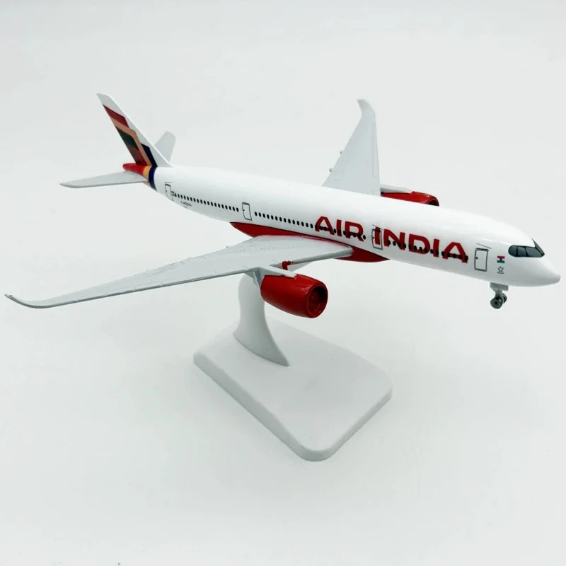 Реплика Diecast Air India Airlines 20 см A350 Модель 350 Металлический самолет Самолет Материал сплава 1:400 Модель игрушки
Реплика Diecast Air India Airlines 20 см A350 Модель 350 Металлический самолет Самолет Материал сплава 1:400 Модель игрушки
