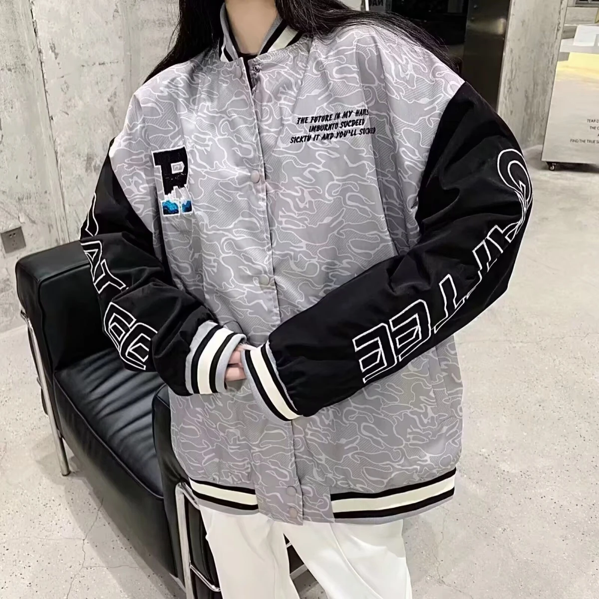 New Baseball Jaet ex Casual Sports Outerwear Spring Autumn Loose Couple's Trendy Faionable Stand Fit Long Sve
New Baseball Jaet ex Casual Sports Outerwear Spring Autumn Loose Couple's Trendy Faionable Stand Fit Long Sve