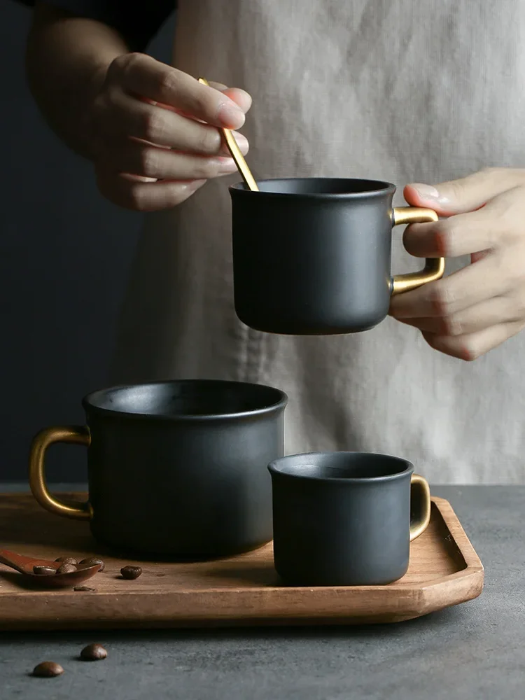Creative ceramic mug simple ins coffee cup set couple water cup household coffee cup saucer
Creative ceramic mug simple ins coffee cup set couple water cup household coffee cup saucer