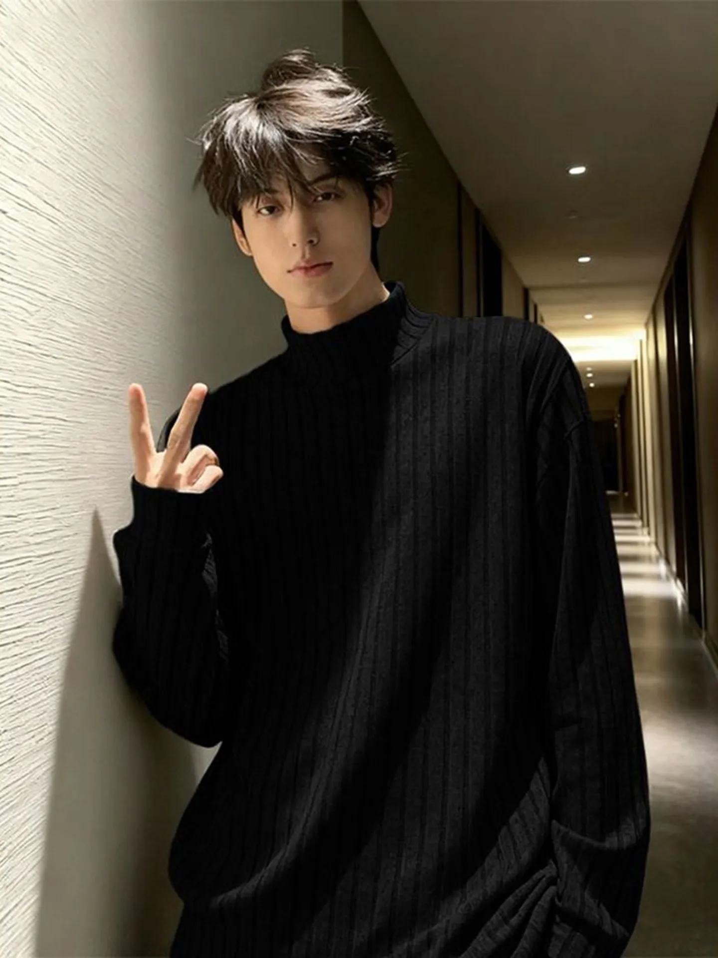 Men's Fleece Lined Knitted Half High Collar Sweatshirt Long Sleeve T-Shirt Black Stripe Warm Base Layer Shirt Casual Wear
Men's Fleece Lined Knitted Half High Collar Sweatshirt Long Sleeve T-Shirt Black Stripe Warm Base Layer Shirt Casual Wear