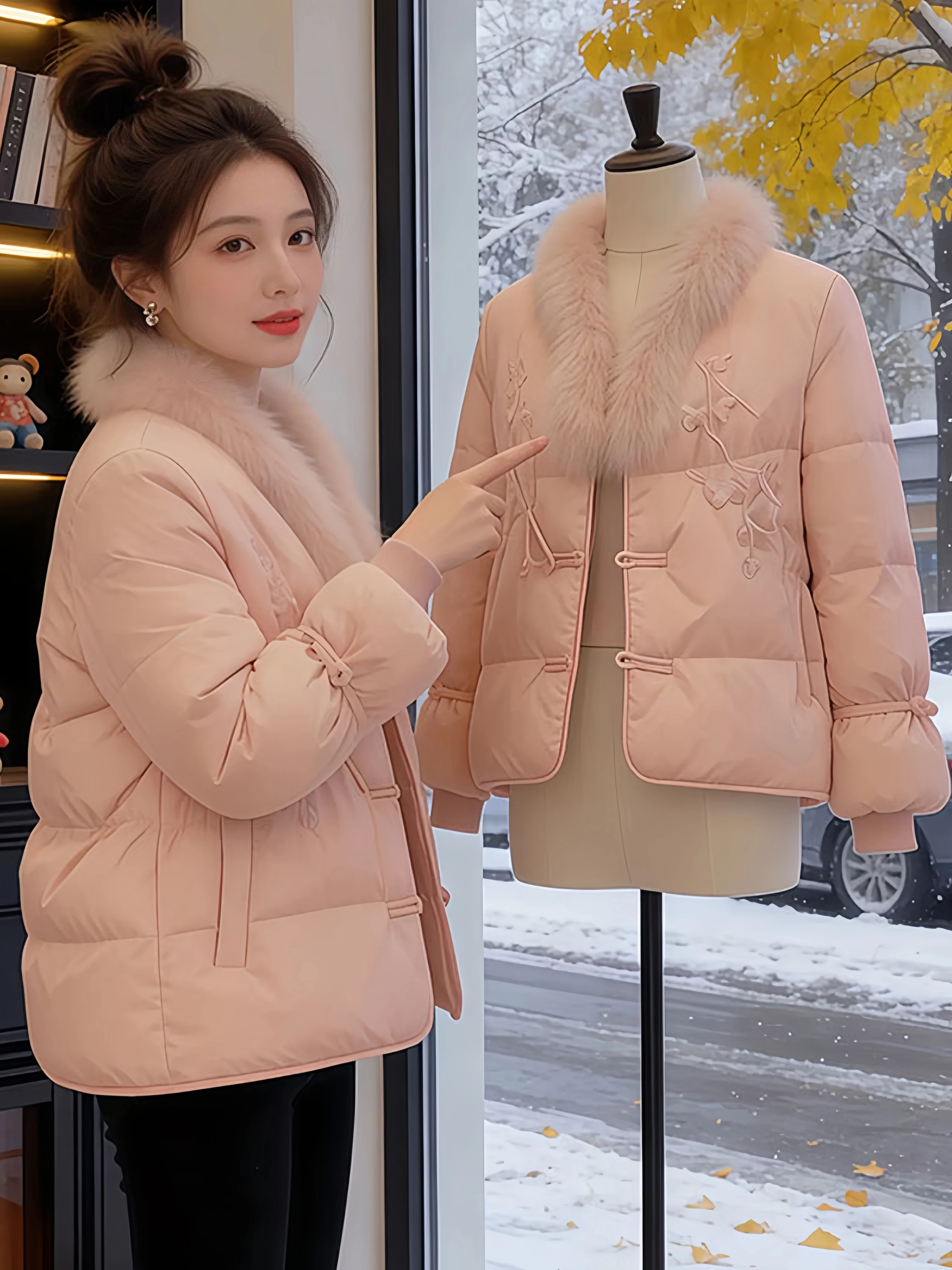 Elegant Chinese Style Women's Cotton Jacket with Button Splicing Fur Design Winter Fashionable Unique Little Cotton Coat
Elegant Chinese Style Women's Cotton Jacket with Button Splicing Fur Design Winter Fashionable Unique Little Cotton Coat