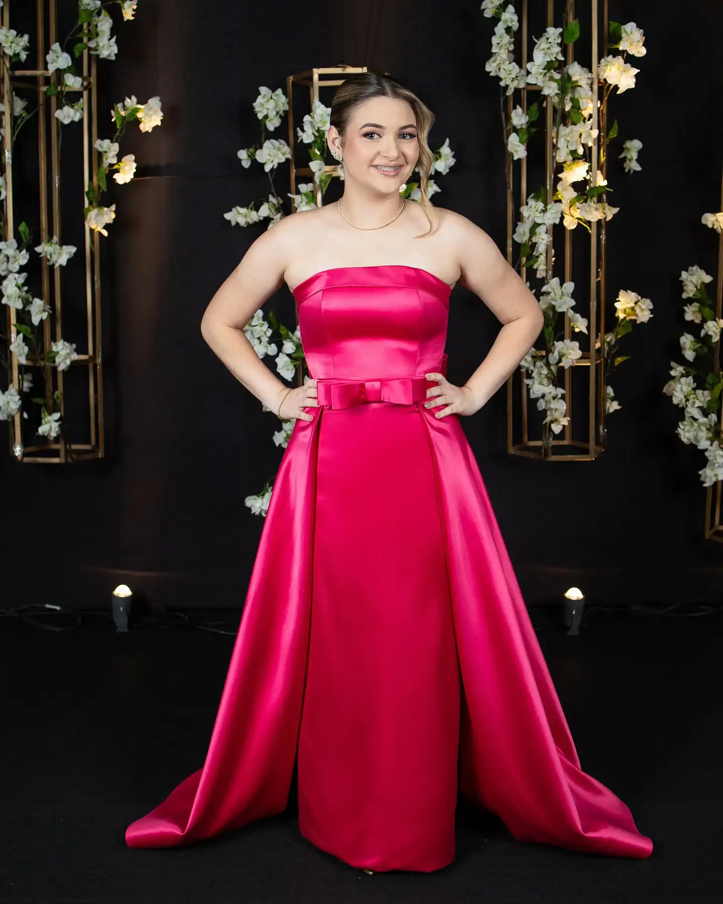 Customized Delicate Strapless Panel Train Bow Evening Dresses Temperament Satin Pleats Pink Vestido De Festa Vestido D
Customized Delicate Strapless Panel Train Bow Evening Dresses Temperament Satin Pleats Pink Vestido De Festa Vestido D