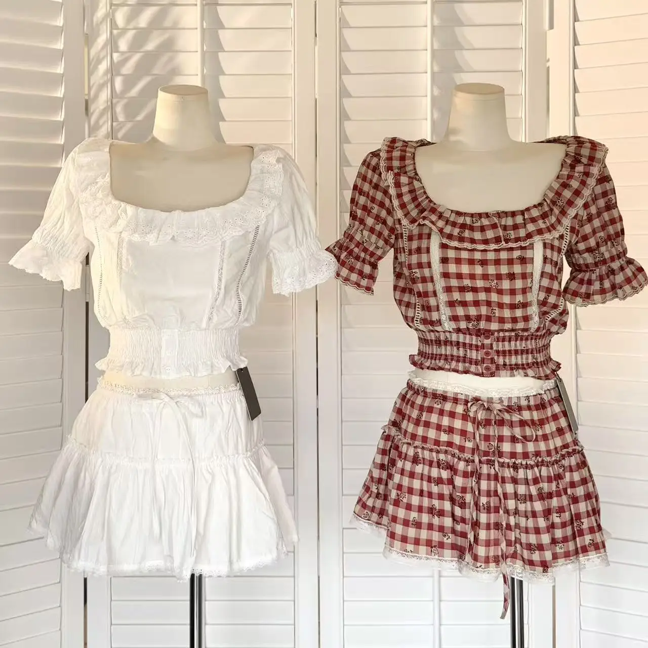 Women's Summer Sweet Two Pieces Skirt Set Lady Square Neck Puff Sleeve Short Shirt Top + A Line Mini Skirt
Women's Summer Sweet Two Pieces Skirt Set Lady Square Neck Puff Sleeve Short Shirt Top + A Line Mini Skirt
