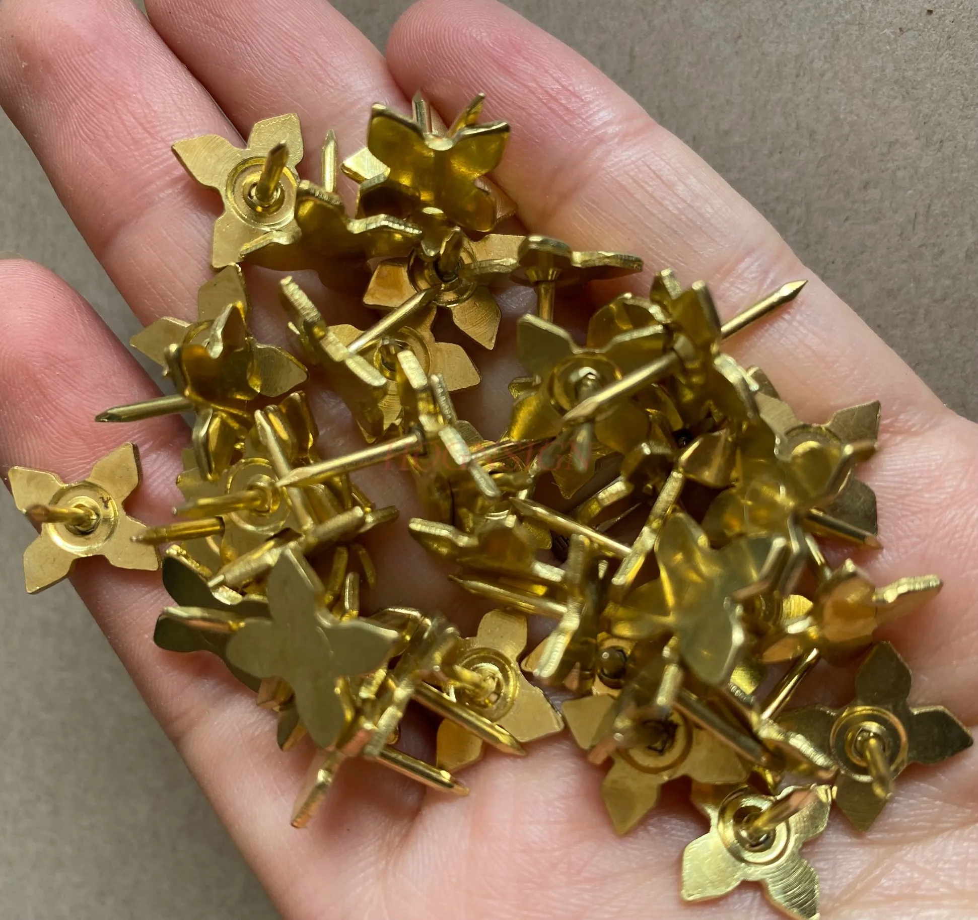 100pcs Push pin, bubble nail, flat head nail, decorative flat nail, pointed nail
100pcs Push pin, bubble nail, flat head nail, decorative flat nail, pointed nail