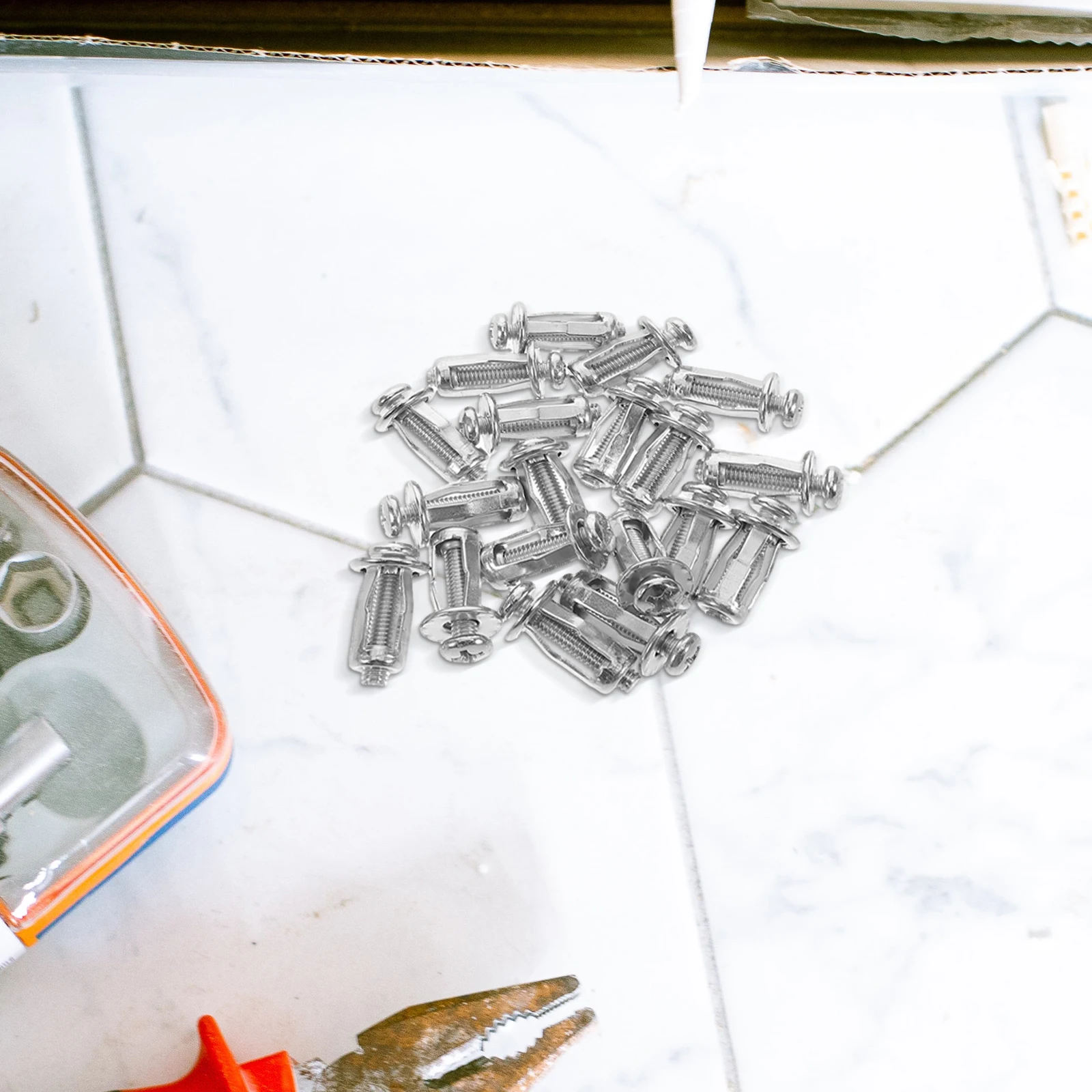 20Pcs Hollow Wall Expansion Bolt M4x20 Petal Nut for Vehicle License Plate Installation Secure Metal Rivet Fastener
20Pcs Hollow Wall Expansion Bolt M4x20 Petal Nut for Vehicle License Plate Installation Secure Metal Rivet Fastener