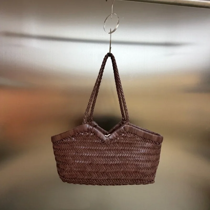 High Texture Microfiber Leather Woven Tote Bag Vintage Large Underarm Bag Tourism Vacation Drawstring Interior Pocket Handbag
High Texture Microfiber Leather Woven Tote Bag Vintage Large Underarm Bag Tourism Vacation Drawstring Interior Pocket Handbag