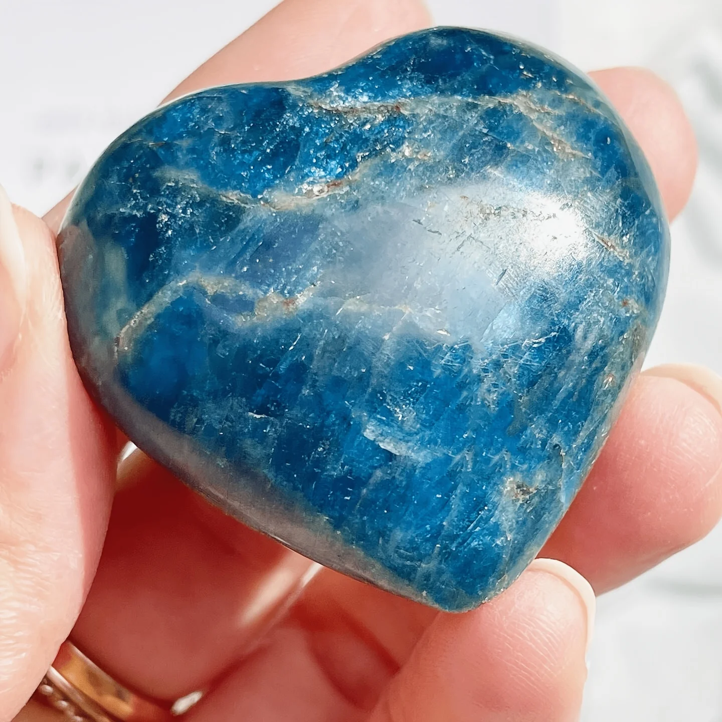 Natural Blue Apatite Crystal Heart Shaped Carved Polished Stone Healing Ornament Home Decor Collection Gift
Natural Blue Apatite Crystal Heart Shaped Carved Polished Stone Healing Ornament Home Decor Collection Gift