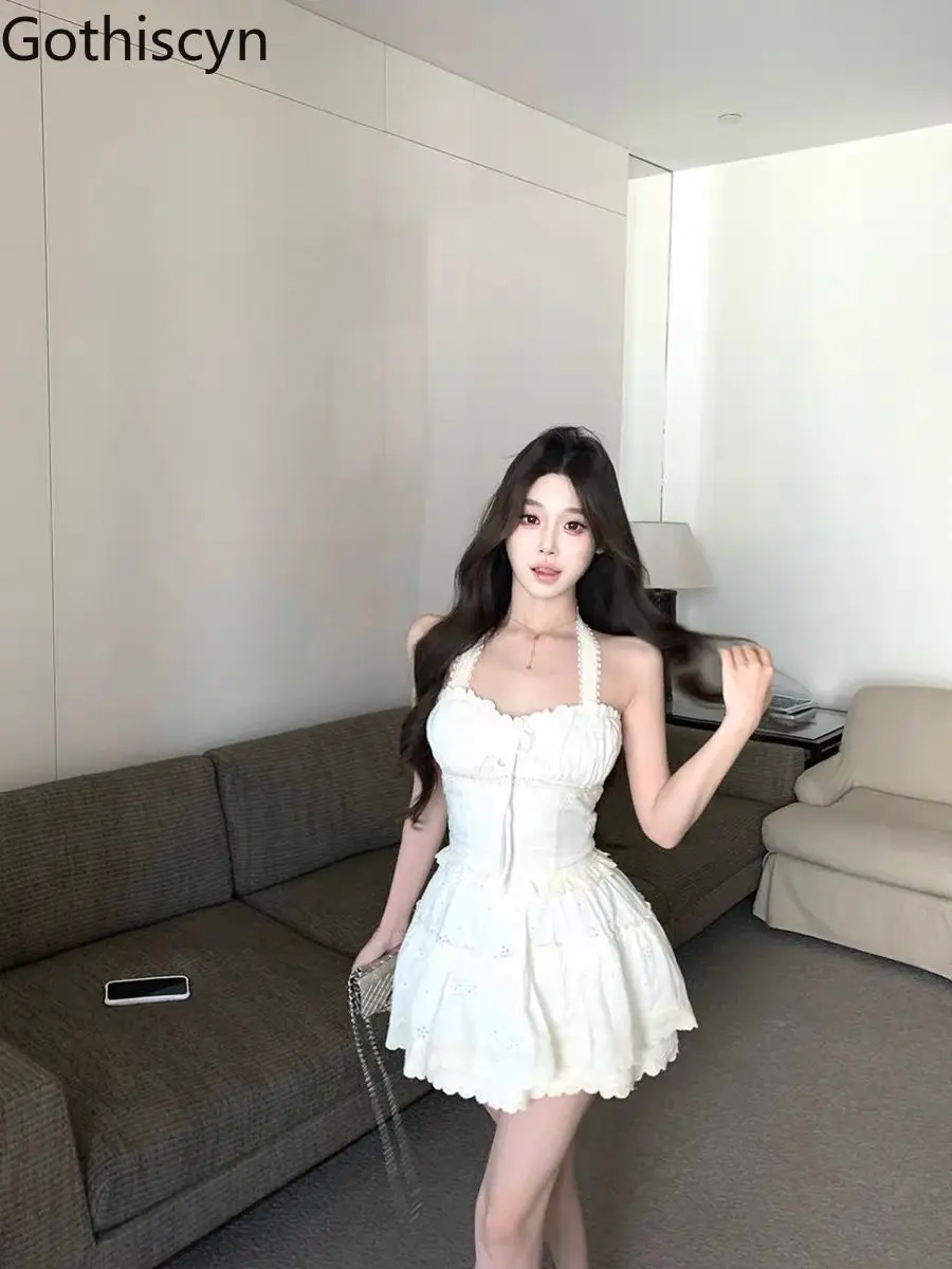 Gothiscyn Spicy Girl Set Women's Summer Lace Halter Neck Vest High Waist A-line Skirt Two-piece Set Fashion Female Clothes
Gothiscyn Spicy Girl Set Women's Summer Lace Halter Neck Vest High Waist A-line Skirt Two-piece Set Fashion Female Clothes