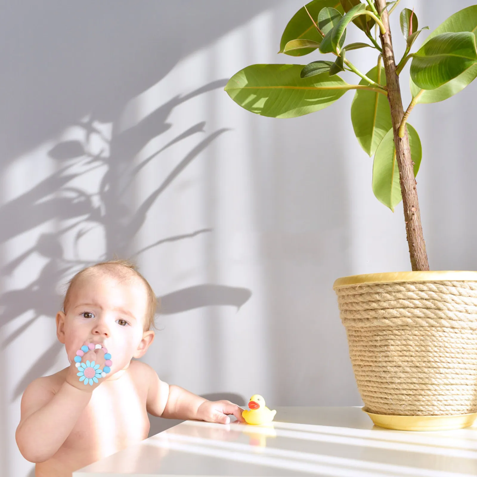 Chewable Silicone Baby Teether Safe Infants Teethers Grinding Tool Self Soothing Pain Relief Baby Teethers
Chewable Silicone Baby Teether Safe Infants Teethers Grinding Tool Self Soothing Pain Relief Baby Teethers