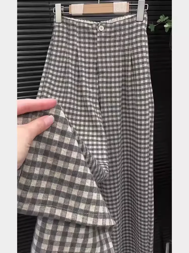 Retro Korean Plaid Loose Wide Leg Casual Pants Women's Spring New plus Size Lazy Style Comfortable Soft High Waist Trousers
Retro Korean Plaid Loose Wide Leg Casual Pants Women's Spring New plus Size Lazy Style Comfortable Soft High Waist Trousers