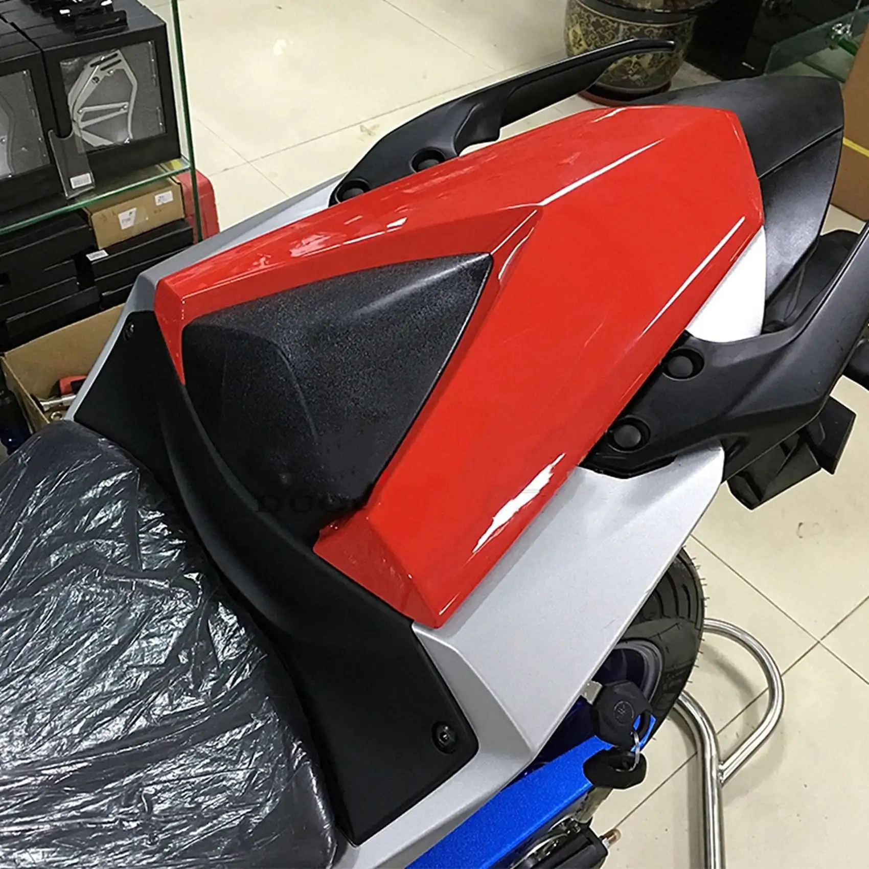 B43C Carbon Fiber Motorcycle Saddle Cover Solo Seat Cowl Rear Passenger Seat Cover for Yamaha R25 MT-25 YZF-R3 MT03 2013-2020
B43C Carbon Fiber Motorcycle Saddle Cover Solo Seat Cowl Rear Passenger Seat Cover for Yamaha R25 MT-25 YZF-R3 MT03 2013-2020