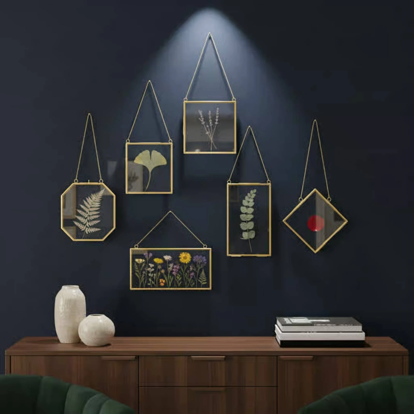6 Pieces Hanging Glass Frame Easy to Hang Gold Hanging Frame
6 Pieces Hanging Glass Frame Easy to Hang Gold Hanging Frame