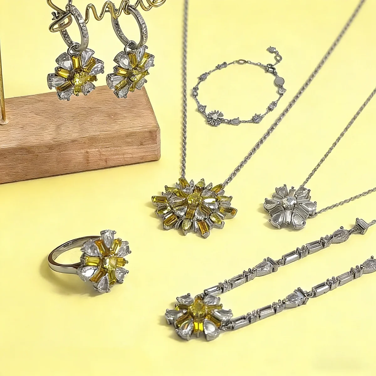 Original 2026 Luxury Fine Wedding Jewelry Set for Women Charms Flowers Necklace Drop Earrings Bracelet Jewelry
Original 2026 Luxury Fine Wedding Jewelry Set for Women Charms Flowers Necklace Drop Earrings Bracelet Jewelry