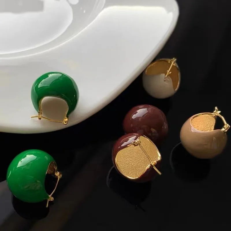 Vintage Colorful Drop Glaze Enamel Round Ball Earrings for Women Girls Exquisite Fashion Metal Hoop Earrings Party Jewelry Gifts
Vintage Colorful Drop Glaze Enamel Round Ball Earrings for Women Girls Exquisite Fashion Metal Hoop Earrings Party Jewelry Gifts