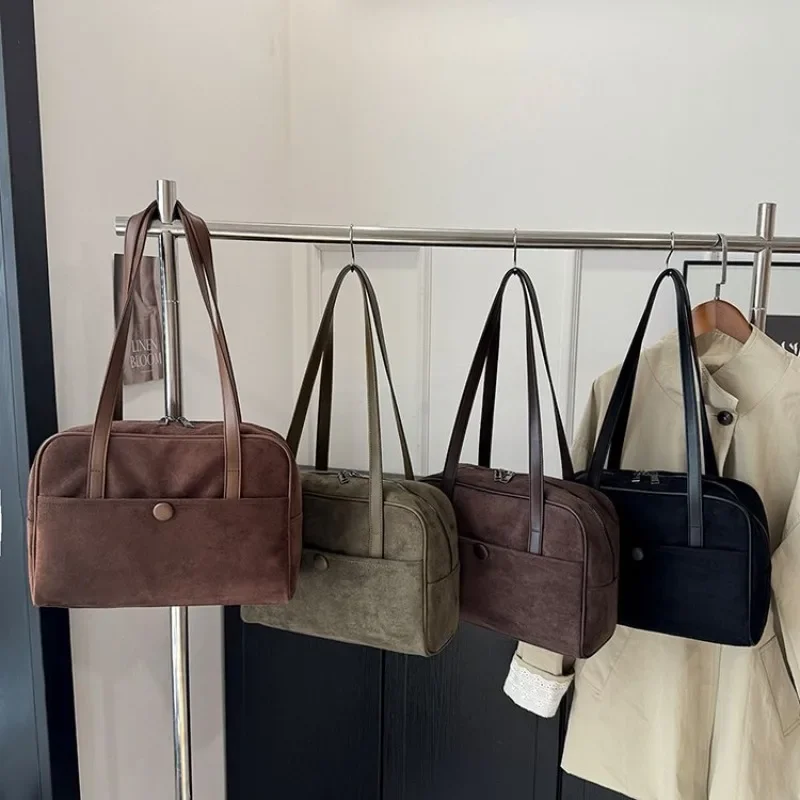 Elegant Minimalist Designer Diaper Bag For Women Crossbody Messenger Bag Luxury Leather Tote Large Capacity Vintage Letter Logo
Elegant Minimalist Designer Diaper Bag For Women Crossbody Messenger Bag Luxury Leather Tote Large Capacity Vintage Letter Logo