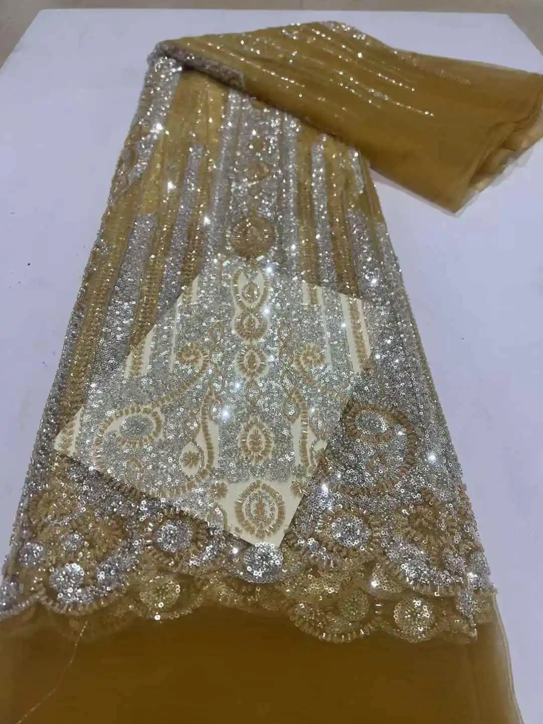 African Lace Fabric 2025 Sequins Beaded Nigerian Bridal High Quality French Tulle Lace Fabric For Wedding Party Dresses CD
African Lace Fabric 2025 Sequins Beaded Nigerian Bridal High Quality French Tulle Lace Fabric For Wedding Party Dresses CD