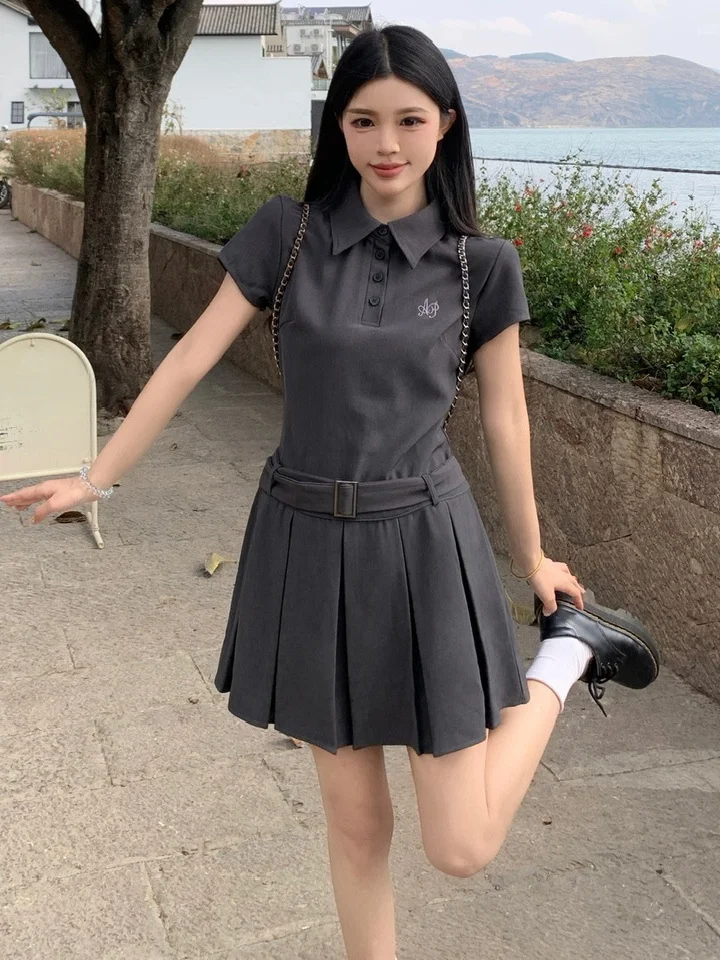 plus Size Neck Short Sleeve Dress Slimming Design A-Line Skirt High Waist Summer New Style Korean Commute Wind Women Dress
plus Size Neck Short Sleeve Dress Slimming Design A-Line Skirt High Waist Summer New Style Korean Commute Wind Women Dress