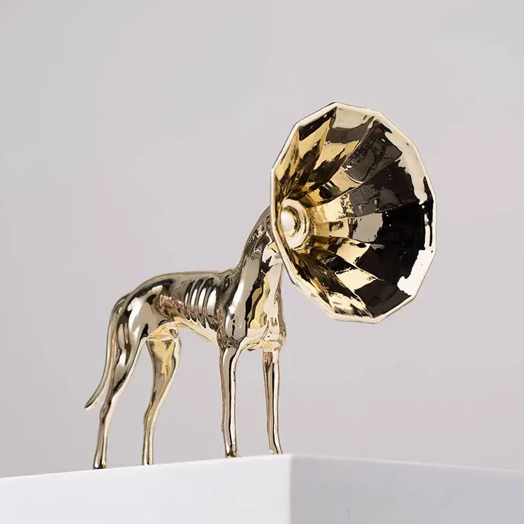 Modern trumpet dog ornament hotel bedroom living room entrance desktop high-end decorative crafts
Modern trumpet dog ornament hotel bedroom living room entrance desktop high-end decorative crafts