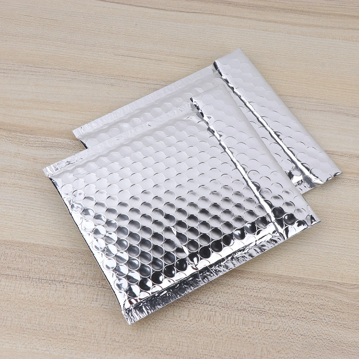 28Pcs Silver Bubble Envelope Bag Pet Aluminum Film Shockproof Waterproof Packaging Logistics Pouch for Mailing Books
28Pcs Silver Bubble Envelope Bag Pet Aluminum Film Shockproof Waterproof Packaging Logistics Pouch for Mailing Books