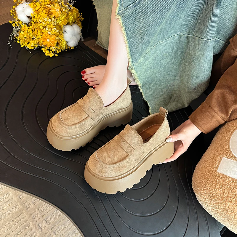 French Retro Brown Suede Leather Colorful Loafers - Versatile British Style Leather Shoes, Women's Platform Single Shoes
French Retro Brown Suede Leather Colorful Loafers - Versatile British Style Leather Shoes, Women's Platform Single Shoes