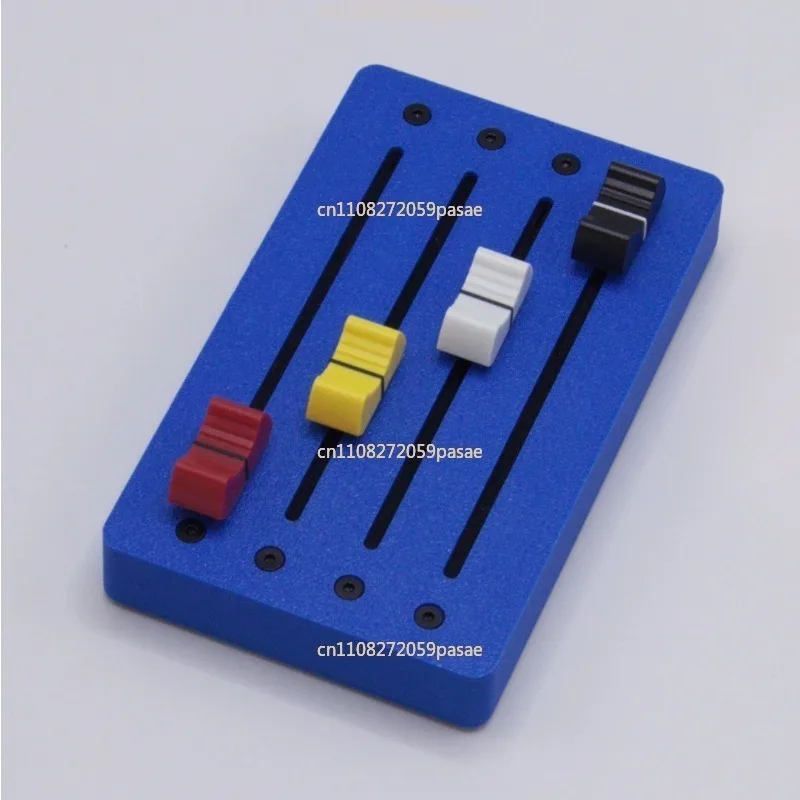 Minimalist 4-track C Controller, Host, Controller, Fader, String Expression Drawing
Minimalist 4-track C Controller, Host, Controller, Fader, String Expression Drawing