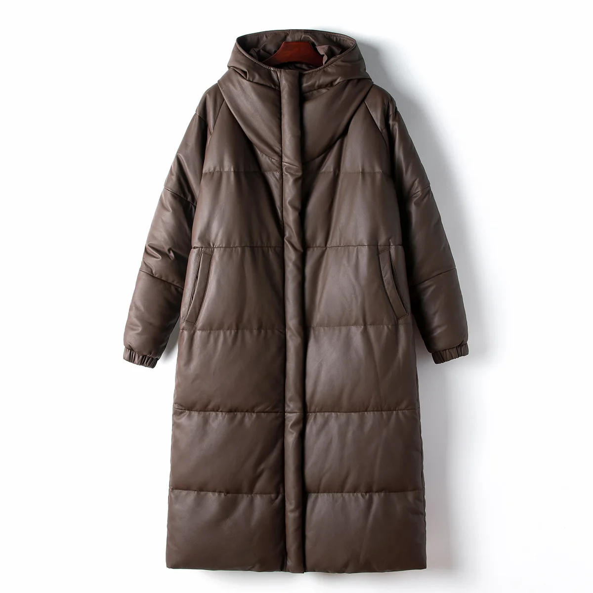 2025 Genuine Leather Sheepskin Down Jacket for Women in Spring New Over The Knee Hooded Warm Goose Down Coat
2025 Genuine Leather Sheepskin Down Jacket for Women in Spring New Over The Knee Hooded Warm Goose Down Coat