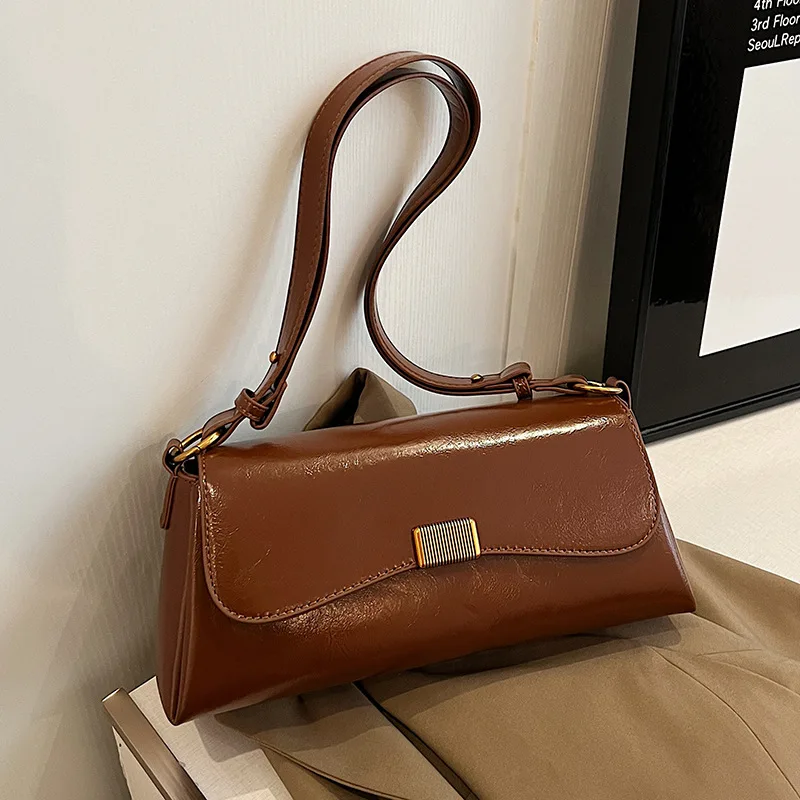Small Niche High-End Handbag Women's Fashion Retro Single Shoulder and Underarm Versatile Hand-Held Crossbody Bag
Small Niche High-End Handbag Women's Fashion Retro Single Shoulder and Underarm Versatile Hand-Held Crossbody Bag